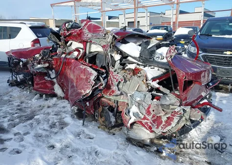 2018 Volkswagen Passat 2.0T Se из США, поврежденный, VIN 1VWBA7A31JC004613